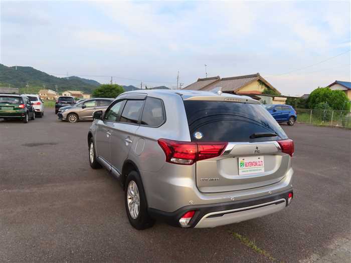 Mitsubishi Outlander 2020 photo 5