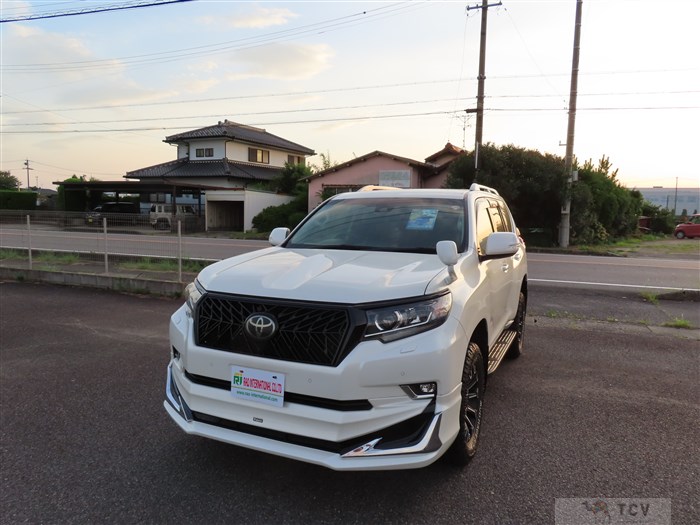 2018 Toyota Land Cruiser Prado
