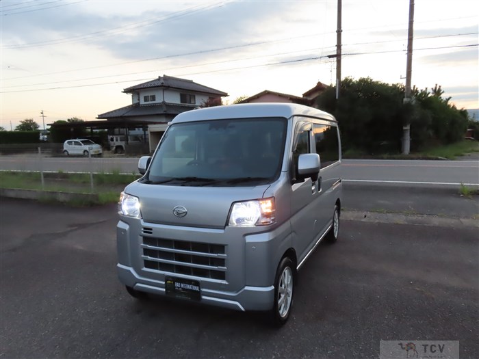 2022 Daihatsu Hijet Cargo