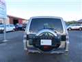 2015 Mitsubishi Pajero