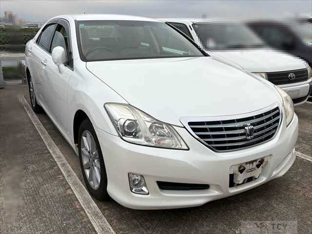 2009 Toyota Crown