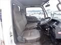 2004 Isuzu Elf