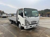 2016 Isuzu Elf