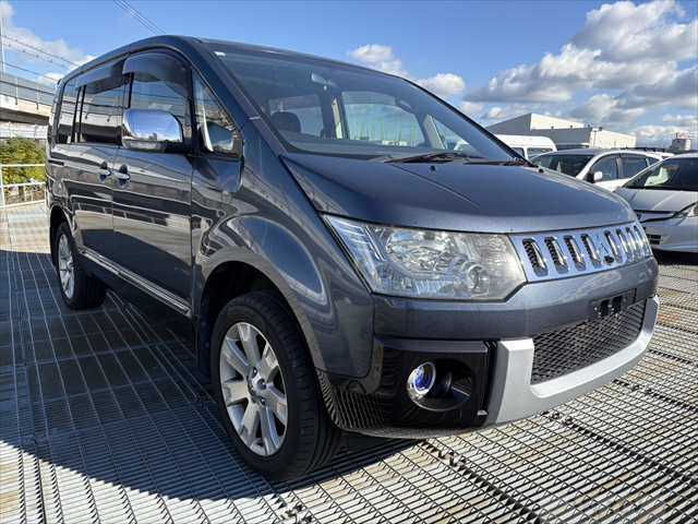 2008 Mitsubishi Delica D5