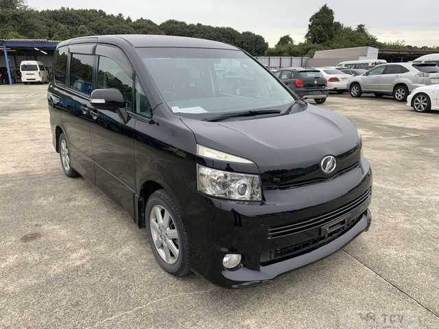 2007 Toyota Voxy