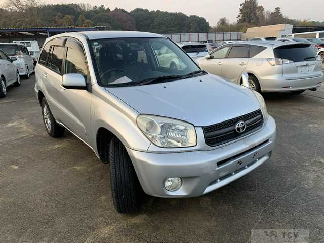 2005 Toyota RAV4 J
