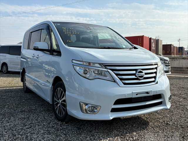 2015 Nissan Serena