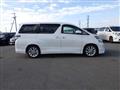 2009 Toyota Vellfire