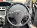 2006 Toyota Vitz