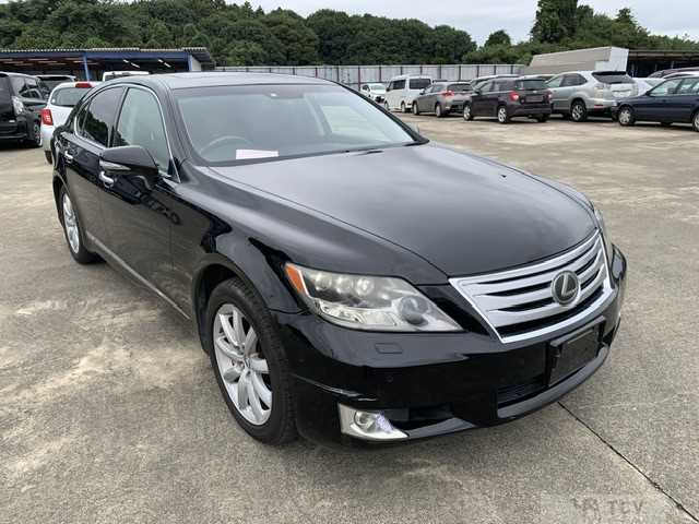 2010 Lexus LS