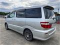 2004 Toyota Alphard