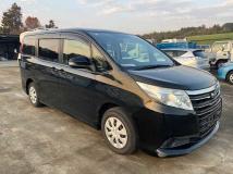 2015 Toyota Noah