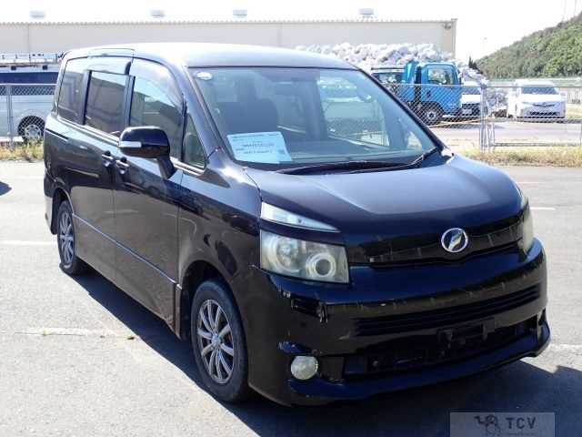 2008 Toyota Voxy