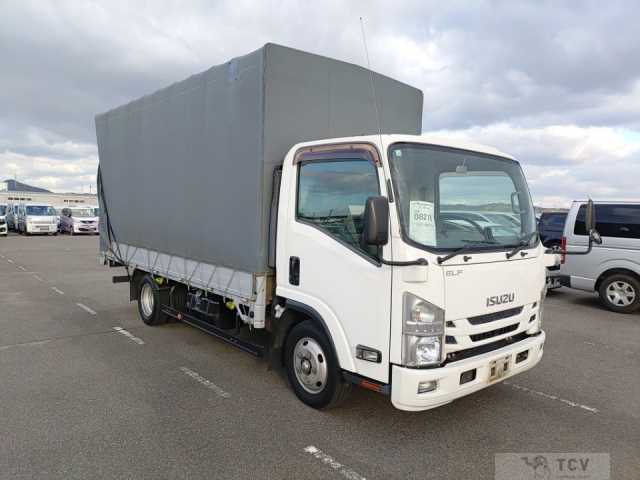 2017 Isuzu Elf