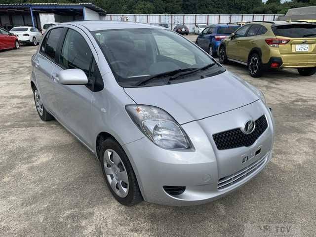 2006 Toyota Vitz