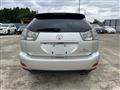2004 Toyota Harrier