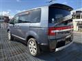 2008 Mitsubishi Delica D5
