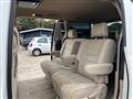 2004 Toyota Alphard