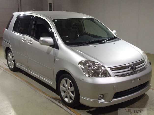 2009 Toyota Raum