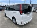 2017 Toyota Noah