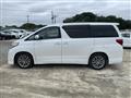 2008 Toyota Alphard