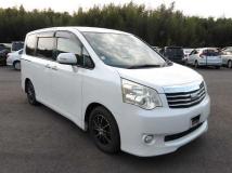 2011 Toyota Noah