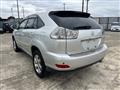 2004 Toyota Harrier