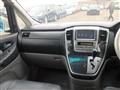 2004 Toyota Alphard G
