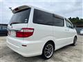 2004 Toyota Alphard