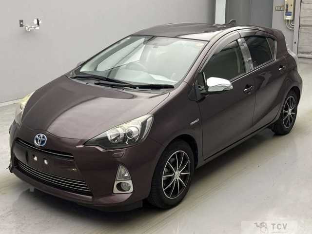 2014 Toyota AQUA