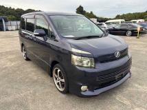 2007 Toyota Voxy