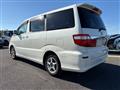 2003 Toyota Alphard