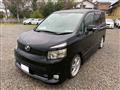 2007 Toyota Voxy