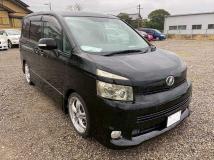 2007 Toyota Voxy