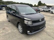 2007 Toyota Voxy