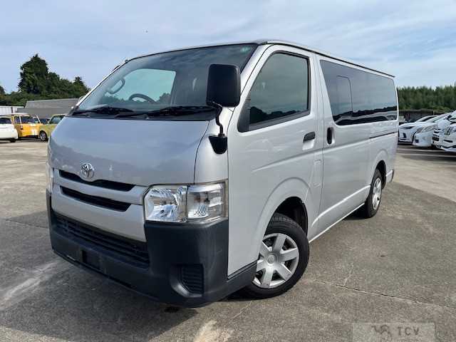 2015 Toyota Regiusace Van