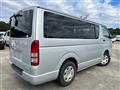 2007 Toyota Hiace Van