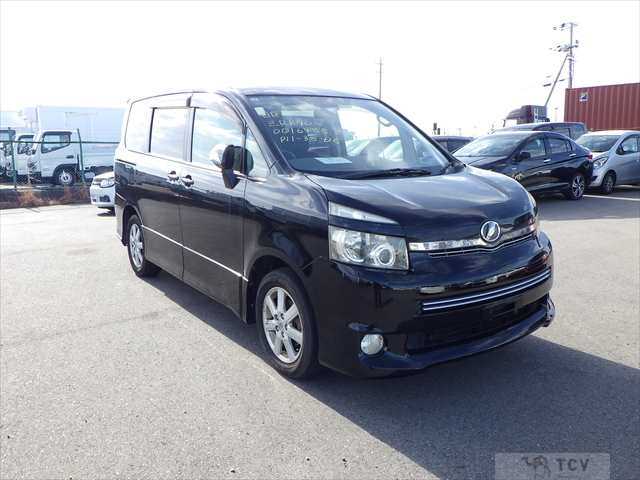 2007 Toyota Voxy