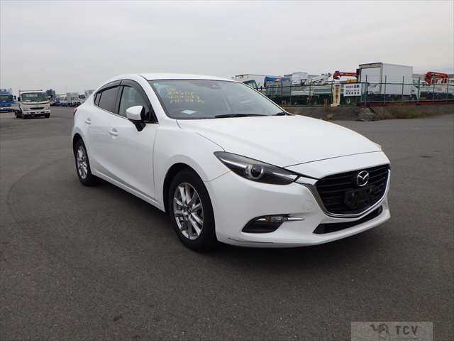 2017 Mazda Axela