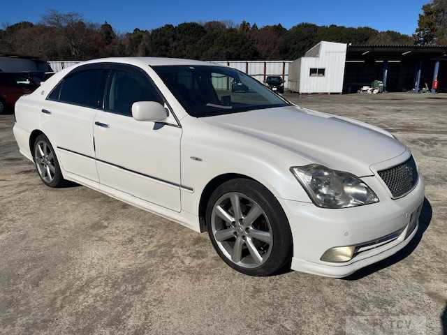 2004 Toyota Crown