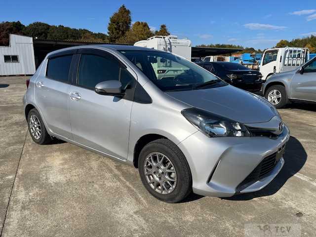 2016 Toyota Vitz