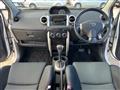 2005 Toyota IST