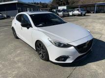 2015 Mazda Axela Sport