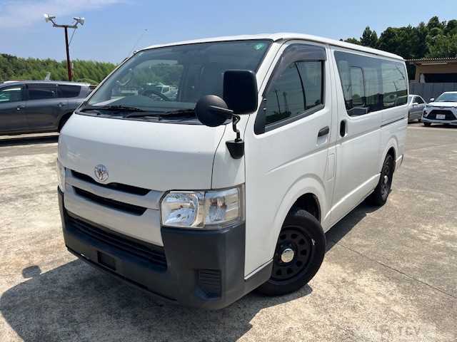 2015 Toyota Hiace Van