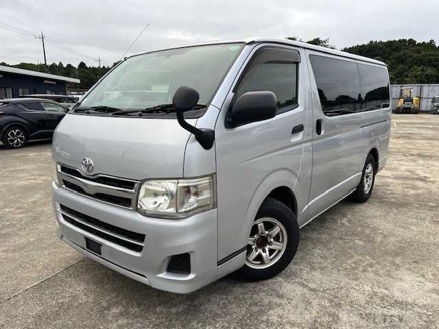 2013 Toyota Regiusace Van