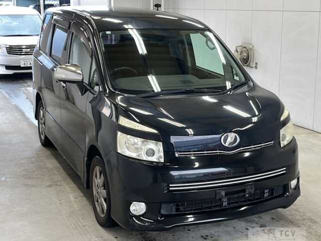 2009 Toyota Voxy