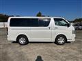2010 Toyota Hiace Van