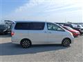 2003 Toyota Alphard