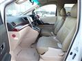 2009 Toyota Alphard