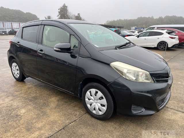 2013 Toyota Vitz